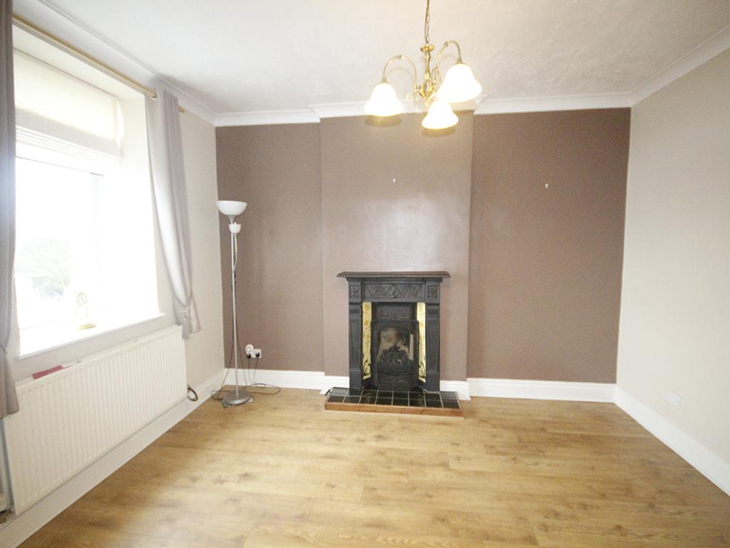 2 bedroom end terrace house Let Agreed in Winewall - _MG_9415.jpg